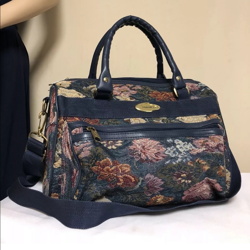 Concourse Vintage Tapestry Shoulder Weekender Bag